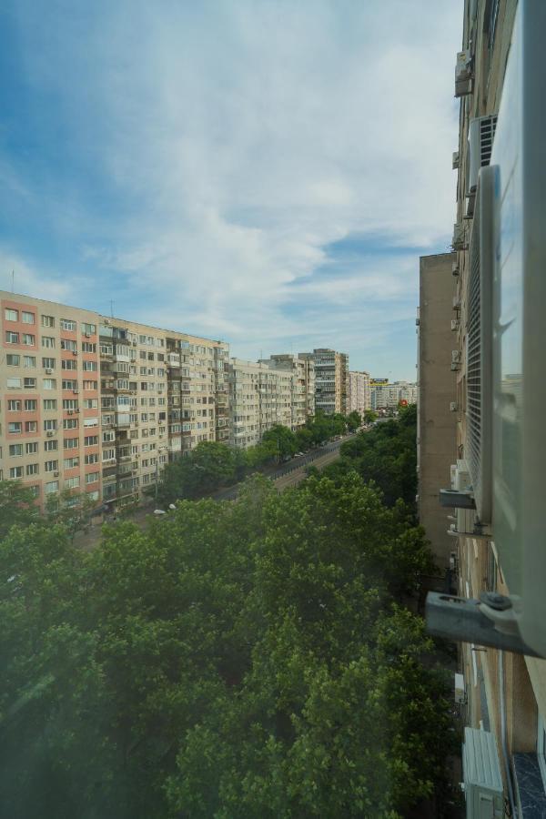 Cozy & Spacious 2Br Apartment With Netflix Bucareste Exterior foto