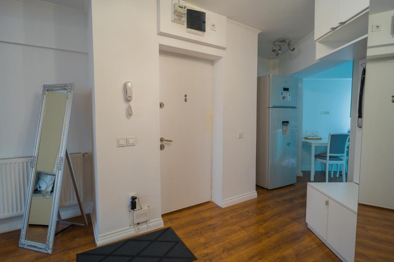 Cozy & Spacious 2Br Apartment With Netflix Bucareste Exterior foto