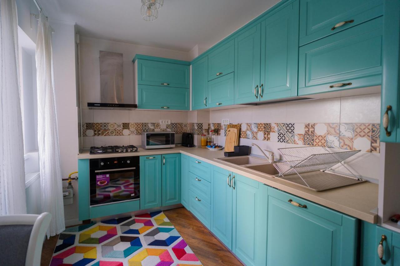 Cozy & Spacious 2Br Apartment With Netflix Bucareste Exterior foto