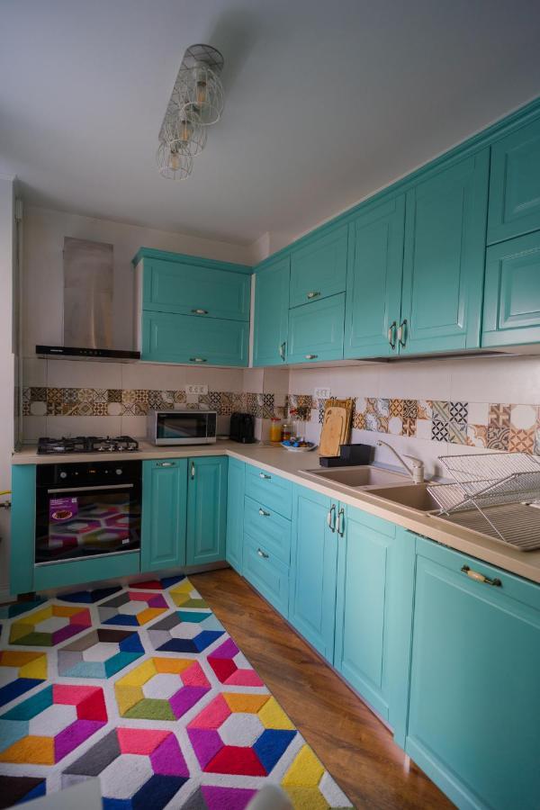 Cozy & Spacious 2Br Apartment With Netflix Bucareste Exterior foto